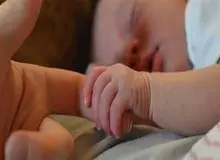 یک مقام وزارت بهداشت: ایرانی‌ها سه برابر استاندارد جهان سزارین می‌کنند/ نباید در فرآیند زایمان طبیعی مداخله کرد