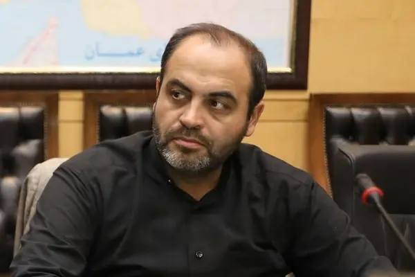 رستمی، سخنگوی کمیسیون صنایع مجلس: تراستی‌ها باید رقمی بین ۷ تا ۱۲ میلیارد دلار را به کشور بازگردانند/ بانک مرکزی تأکید دارد که ۸۰ درصد ارز حاصل از صادرات باید به کشور بازگردد