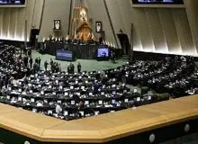 کنایه‌های ارگان مطبوعاتی نزدیک دانشگاه آزاد به طومارنویسی نمایندگان انقلابی مجلس: اگر هدف ایجاد دو قطبی سازی و چالش‌های روزمره عصبانی‌کننده است؛ همان بهتر که آویزان بماند