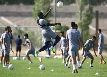 دیاباته و اسماعیلی چرا از لیست استقلال خط خوردند؟
