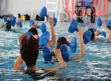 آب درمانی به کدام بیماران توصیه می‌شود؟