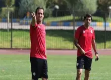 پایان جنجال در رشت/ علی کریمی در تمرینات سپیدرود حاضر شد
