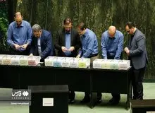 ادعای تازه روزنامه اصولگرا : برای رای اعتماد به کابینه پزشکیان، نسبت مخدوش به رهبری دادند!
