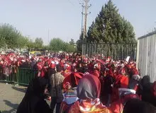 بلیت بازی پرسپولیس - صنعت نفت آبادان برای بانوان در بازار سیاه، ۵۰۰ هزار تومان