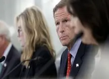 درخواست سناتورهای آمریکایی از بایدن برای توقیف محموله‌های نفتی ایران