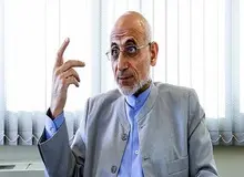 کنایه های میر سلیم به قالیباف ادامه دارد؛ برای برخی حزب یعنی خودشان به علاوۀ عده ای پادو! مانند ناپلئون