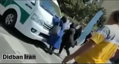 واکنش پلیس به فیلم رفتار راننده ون گشت ارشاد با یک مادر نگران: با سرتیم واحد گشت ارشاد برخورد انضباطی شد