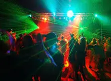  بازداشت ۷ زن و ۱۲مرد در میهمانی شبانه در سیرجان