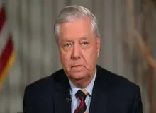 لیندزی گراهام: این همه کشتی فقط برای این که فصل خوب و زیبایی است، به منطقه نیامده‌اند