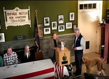 آغاز رسمی انتخابات آمریکا با باز شدن شعبه اخذ رای در «دیکسویل ناچ»