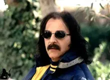 خداحافظی کوروش یغمایی از دنیای موسیقی