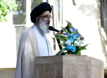امام جمعه کرج: نباید خدمات زنان توسط پزشکان مرد انجام شود