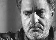 حمله کیهان این بار به پرویز پرستویی/ از رقاصه کاباره و بازیگر"خوشگل‌ترین زن دنیا" حمایت می کنی؟
