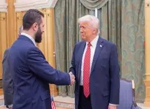 اکسیوس: ترامپ در حال برگزاری «مذاکرات اولیه» با اسرائیل و سوریه در مورد یک توافق امنیتی است