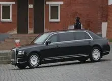 کیم جونگ اون یک خودروی لوکس از ولادیمیر پوتین هدیه گرفت؛ کره جنوبی: نقض تحریم‌هاست