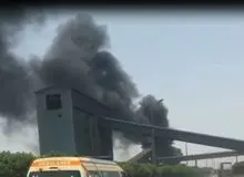 فیلم / آتش سوزی در انبارهای شرکت فولاد خوزستان