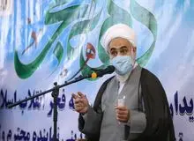 امام جمعه قزوین: کرونا نباید بهانه‌ای برای برگزار نشدن برنامه‌های دهه فجر باشد
