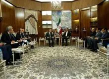 باید روابط اقتصادی دو کشور همچون روابط سیاسی ارتقاء یابد/ایران از مشارکت شرکت های روسی در اجرای پروژه های نفت و گاز استقبال می کند