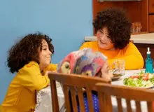 شبکه سوم مخاطبان خود را به خانه پرتقالی‌ها دعوت می‌کند