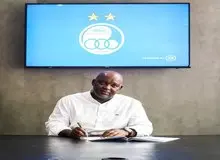 پیتسو موسیمانه سرمربی استقلال شد