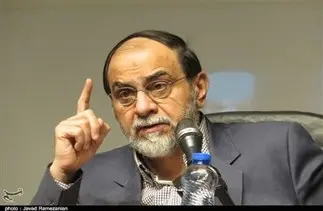 تفسیر عجیب رحیم‌پور ازغدی از ماجرای ماراتن کیش؛ زن باید جذابیت خود را مدیریت کند/ نمی شود که به اصطلاح مردان را کاری کنیم که به زنان نگاه نکنند