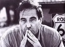 الیور استون امشب به تهران می‌آید