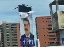 مردم پوسترهای مادورو در سراسر ونزوئلا را پاره کردند+فیلم 