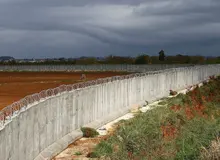 ادعای جنجالی نماینده مجلس: در جریان حصارکشی ترکیه در لب مرز ایران به خاک ما تعرض شده است