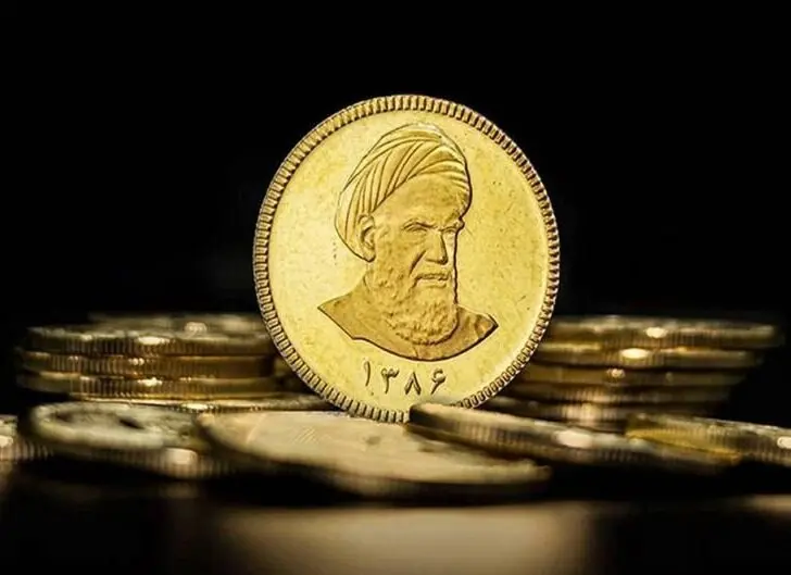 چرا سکه‌ها با وجود وزن و عیار یکسان، قیمت متفاوت دارند؟/ توصیه جدی رییس اتحادیه طلا: فقط از این‌جا سکه بخرید