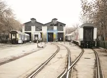 کارکنان سکوی راه‌آهن: با دستمزد  ساعتی ٦ هزار تومان، سه ماه است که حقوق نگرفته ایم  