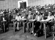 اصولگرایان چرا از مجلس اول دفاع نمی کنند؟