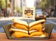 می‌خواهید شاداب بمانید و پیری سالم داشته باشید؟ پنیر بخورید