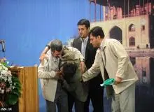 روزنامه جمهوری اسلامی: حالا روشن شده جریانی که احمدی‌نژاد را سر کار آورد، صلاحیت تصدی کارسیاسی ندارد
