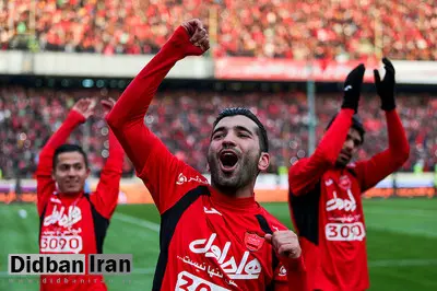  

عکس پرسپولیس روی جام شانزدهم / نفت صفر- پرسپولیس دو