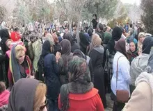 همراهی بی‌نظیر مردم قاتل را از پای چوبه دار پایین آورد/ چالش بخشش در سنندج