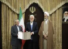 عارف: مچ‌گیری هنر نیست