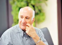 انتقاد یک اقتصاددان از بولتن‌سازی / طبیبیان: مسئولان بودجه ای فراهم کرده اند تا کسانی سخنانی که دوست دارند؛ برای آنها بنویسند/آنها قربانی همان دستورات خودشان شده اند