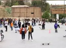 واکنش جدید دادگستری فارس به تجمع نوجوانان در بلوار چمران شیراز: با عوامل اصلی کلیپ اسکیت برخورد می‌شود
