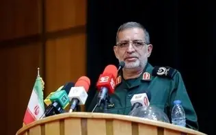 سردار نائینی:تصویری  که ترامپ دوره گرد قمارباز از ایران می‌سازد، اشتباه است/ دشمن ما را کشور عقب‌مانده و وابسته به روسیه و چین معرفی کرده/  باید مقابل دشمن آرایش جنگی بگیریم
