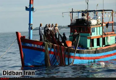 جزییات ماجرای ربوده شدن لنج ایرانی توسط دولت سومالی/ارتباط با صیادان ربوده شده از طریق واتساپ