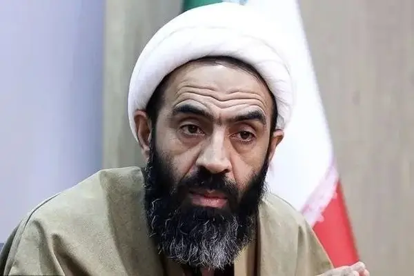  نقدعلی، نماینده مجلس: آتش بس و مذاکره خلاف مصلحت کشور است/ مسئولان کشور باید با صراحت هرگونه مذاکره‌ای را رد کنند/ تصمیم‌گیری درباره جنگ و صلح باید به تصویب شورای موقت رهبری و مجمع تشخیص مصلحت برسد