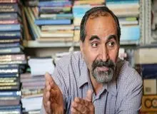 دهه هفتاد و هشتادی‌ها فرقی با دهه شصتی‌ها ندارند/ جامعه ایرانی جامعه ضدنخبه‌ای شده است/ وقتی فرهنگ نخبه‌گرایانه نیست، چرا 18 میلیون نفر نباید تتلو را بپسندند؟/ نسل جوان این جامعه نسلی آزاد و به‌اختیار نیست/ شهاب حسینی چرا باید مهاجرت کند؟
