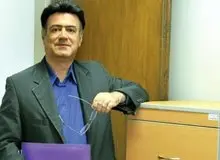 آلبرت بغزیان، استاد اقتصاد دانشگاه تهران: یارانه ۹۰ هزارتومانی دولت عامل تورم بیشتر خواهد شد