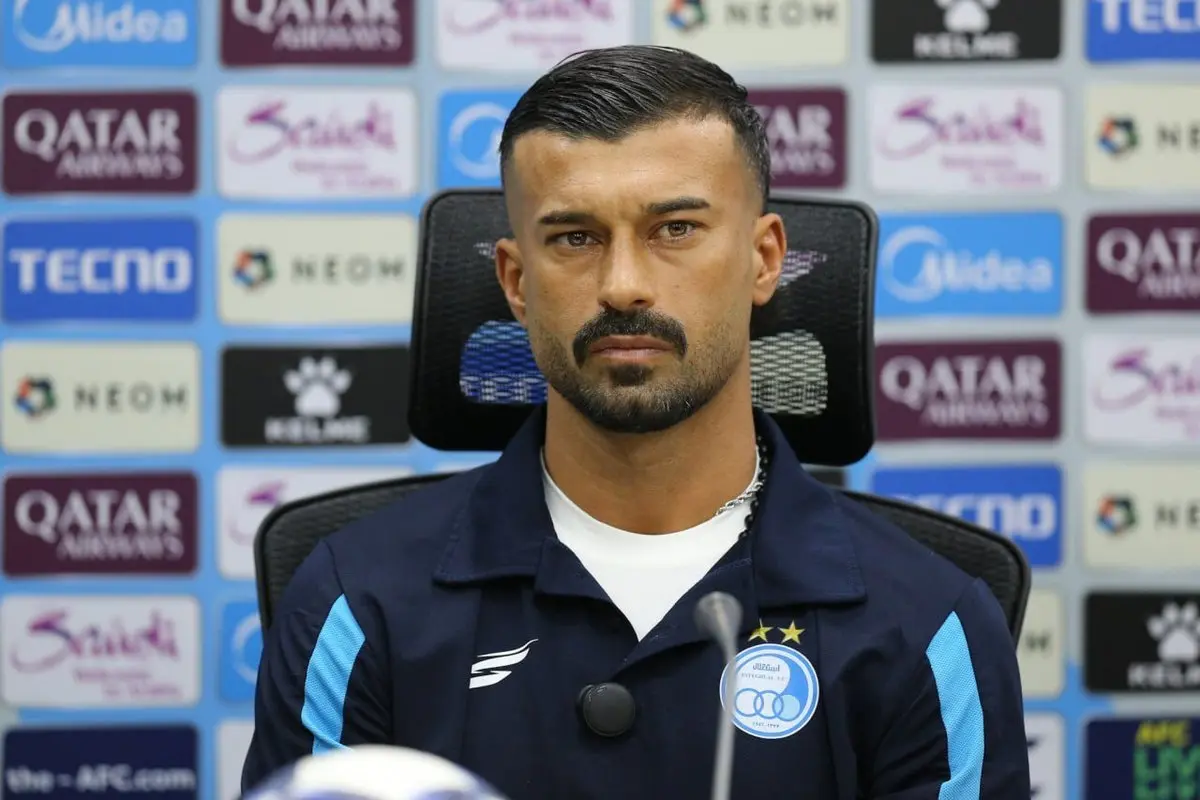 لباس استقلال بر تن پدر پرسپولیسی رامین رضاییان