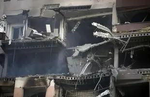 گزارش صداوسیما از تهران: خیابان جمهوری و ایستگاه جامی تخریب شده‌اند