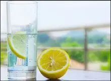 ۳ خاصیت خوردن آب و آب لیمو در صبحانه 