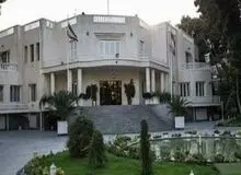 فارس خبر داد: پشت پرده فرار عضو تیم تشریفات رئیس جمهور از کشور
