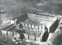 دلیل دعوت مردم کوفه از امام حسین این نبود که علیه حاکمان بی نماز قیام کند/ حاکمان اهل نماز و حج بودند اما فساد مالی داشتند