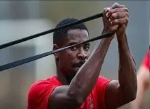 دوری ۴ هفته‌ای اوریه از میادین به دلیل مصدومیت