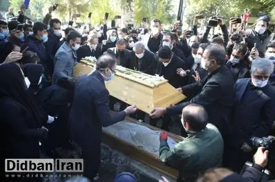 مرغ سحر در توس آرام گرفت/ تصاویر تدفین استاد شجریان در جوار آرامگاه فردوسی